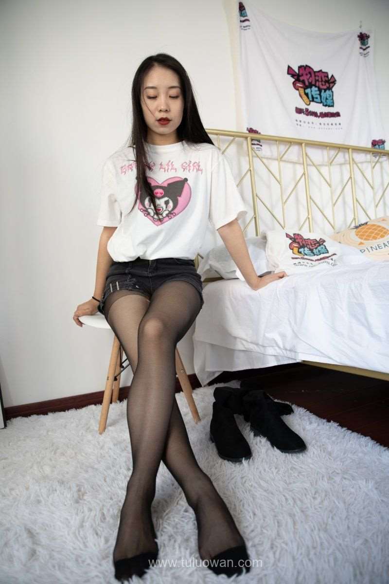 物恋传媒 NO.751 璐璐-桃花溪 [148P/1V/3.53G]