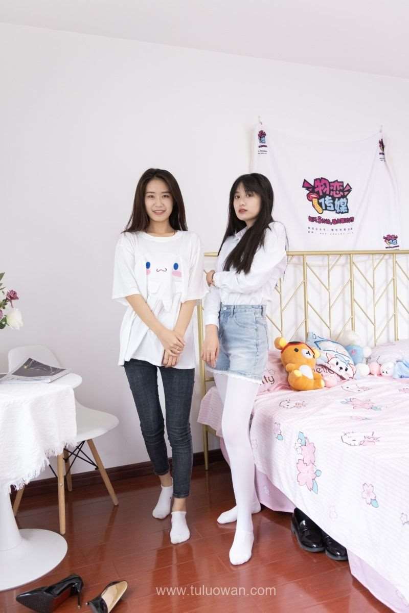 物恋传媒 NO.945 菜菜&小敏-森林里的花 [145P/1V/5.07GB]