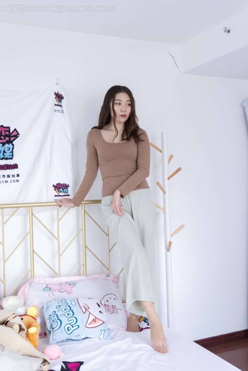 物恋传媒 NO.969 芒洛-花溪 [153P/1V/4.73G]