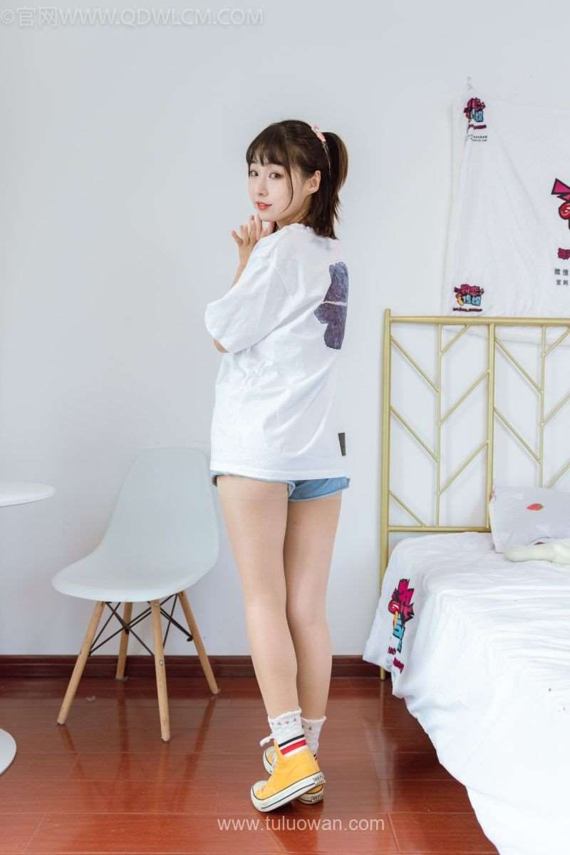 物恋传媒 NO.1008 月心-一壶清茶 [145P/1V/3.83G]