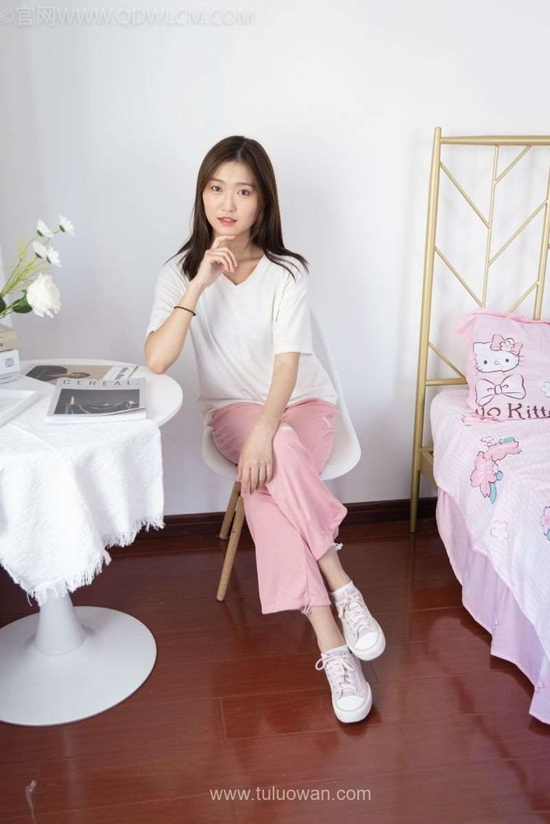 物恋传媒 NO.1024 小小-粉色青春 [155P/1V/4.34G]