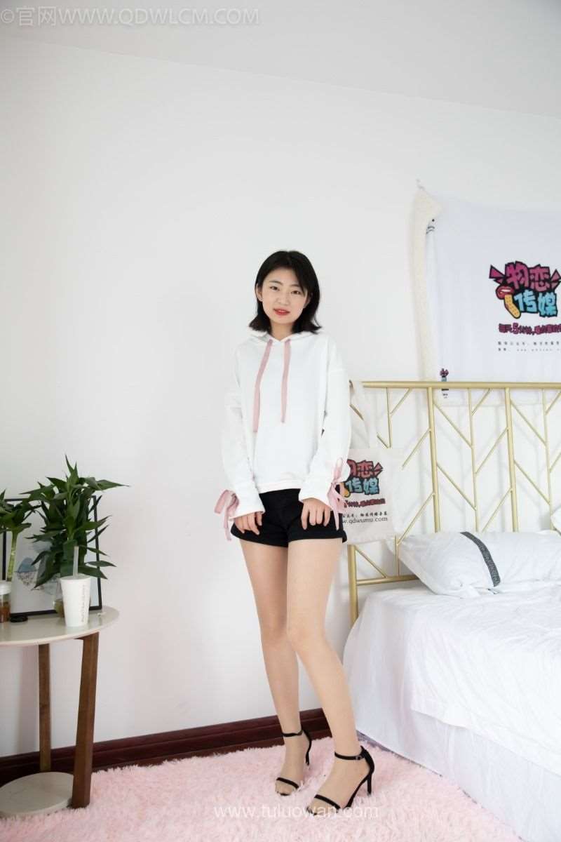 物恋传媒 NO.1020 小凌-甜美的回忆 [136P/1V/6.55G]