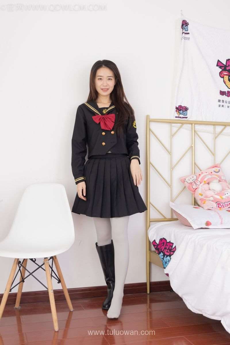 物恋传媒 NO.1065 菜菜-一抹浅灰 [150P/1V/4.2G]