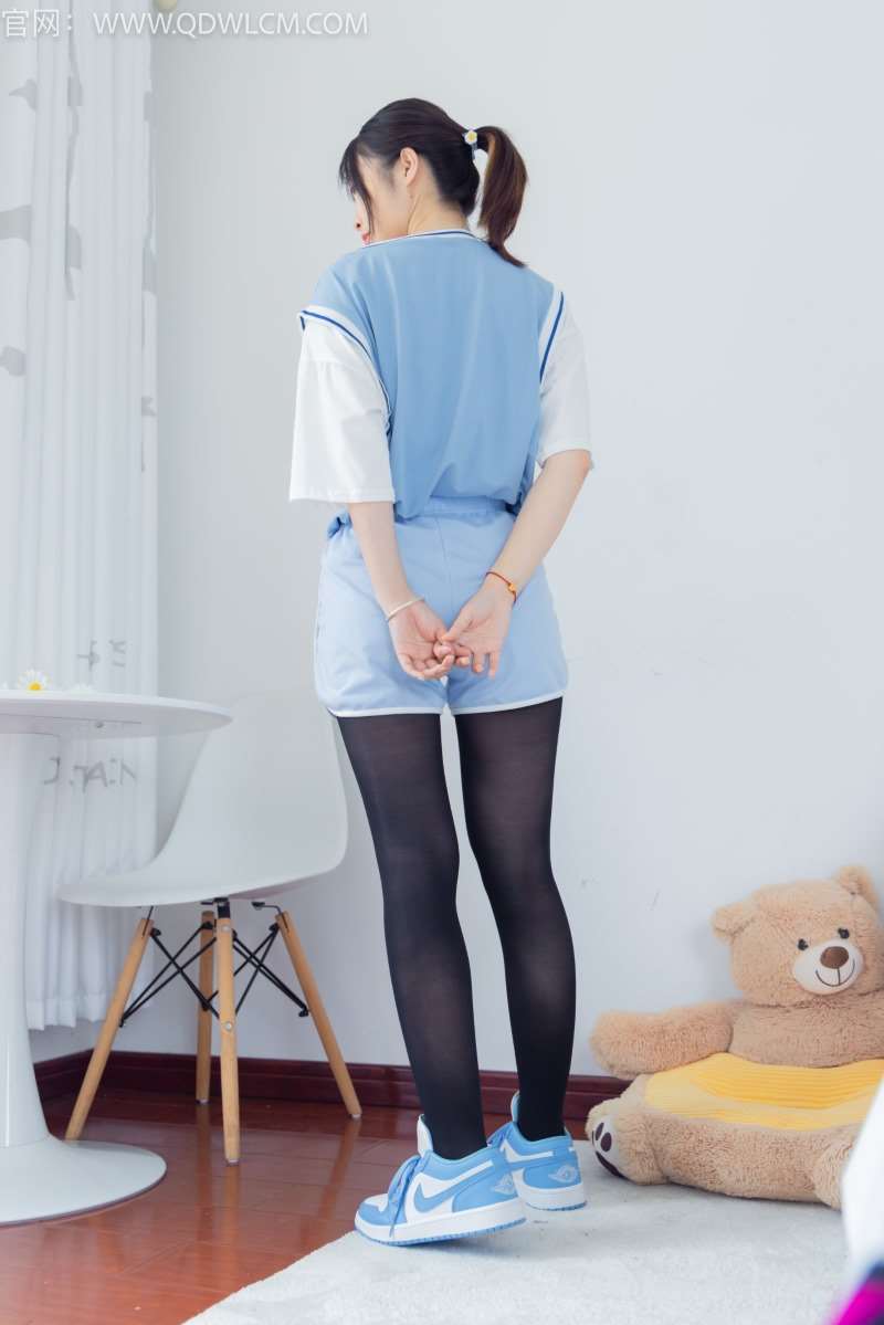 物恋传媒 No.1317 挽挽-雅俗共赏 [150P/1V/3.39GB]