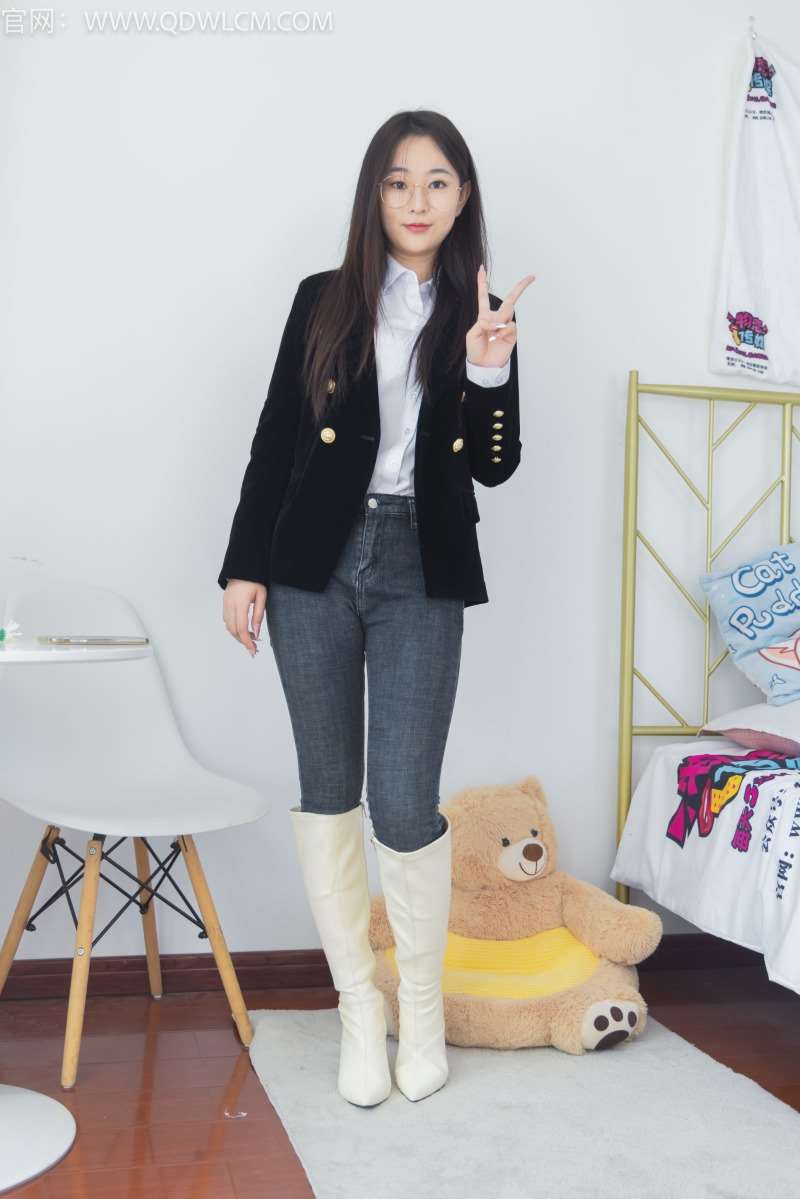 物恋传媒 No.1358 美兔-梦醒时分 [158P/1V/3.24GB]