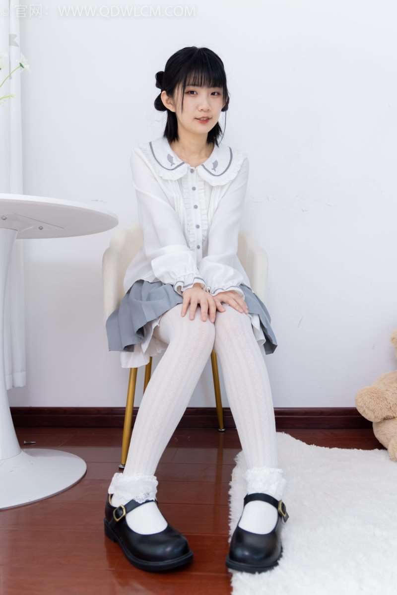 物恋传媒 NO.1528 暗月-夏日葡萄 [150P/1V/3.25G]