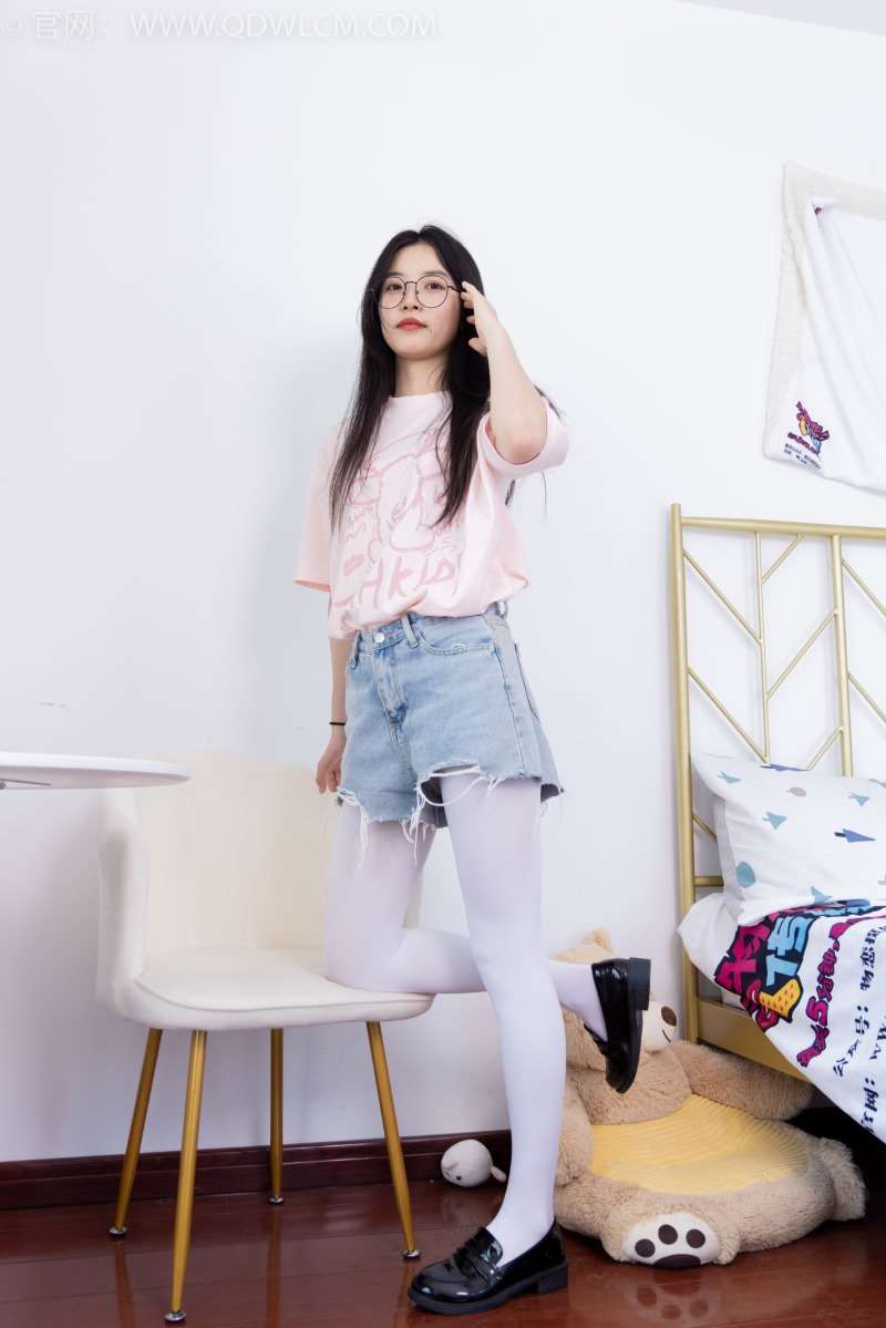 物恋传媒 NO.1637 茯苓-晚安早睡 [154P/1V/3.82G]