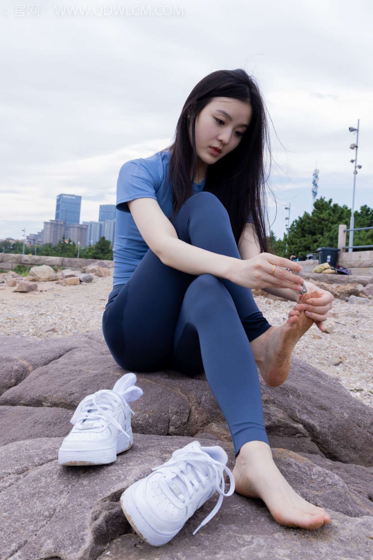 物恋传媒 NO.1703 青柠-忙碌的夏天 [199P/1V/5.98G]