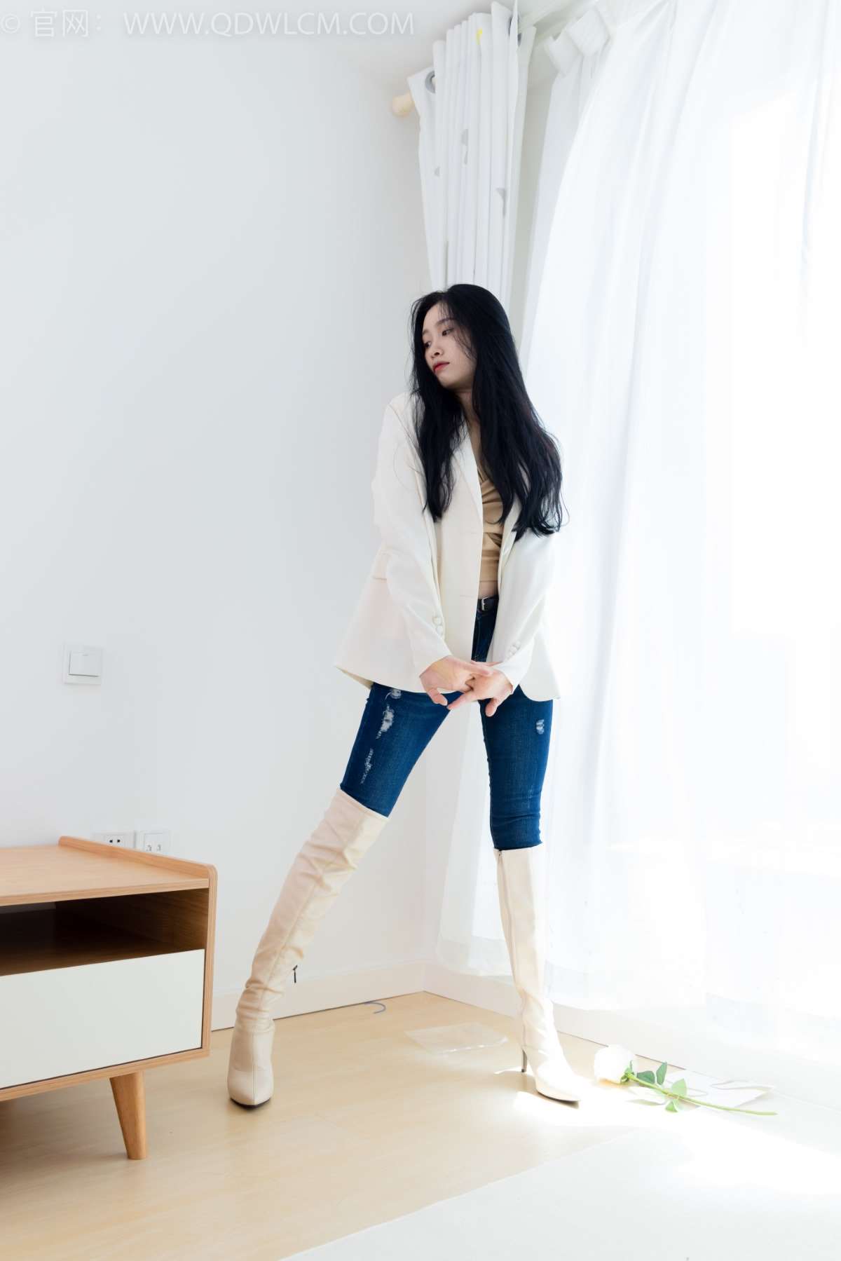 物恋传媒 NO.1701 绒绒-绿色心情（盲盒2）[175P/1V/4.49G]