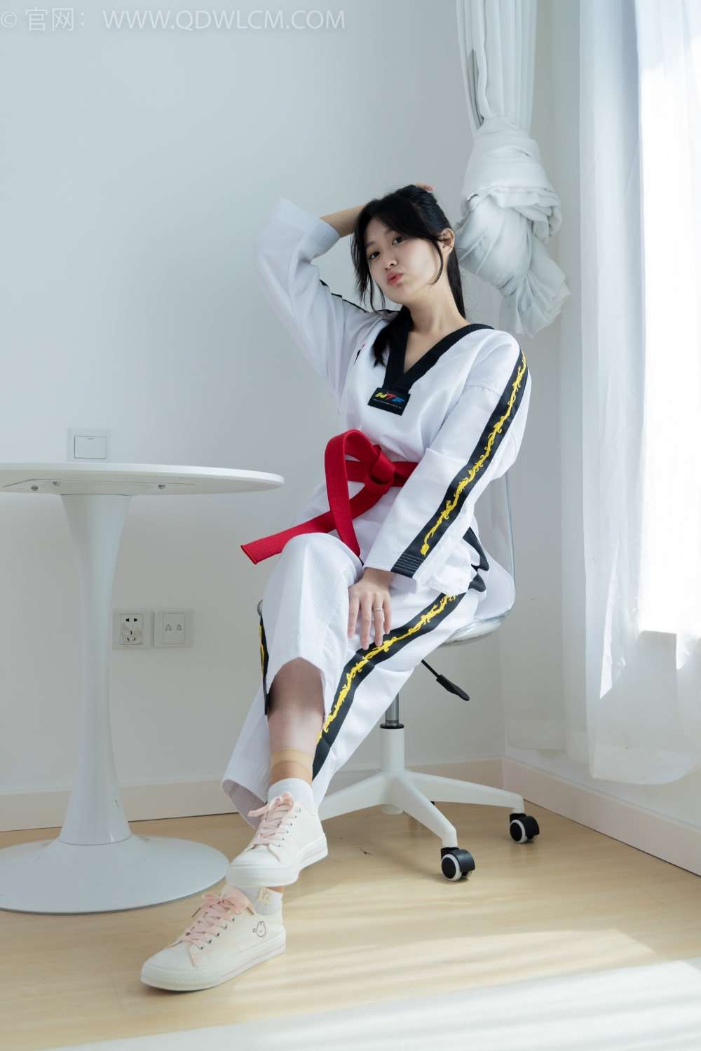 物恋传媒 NO.1726 小敏-爱的抛物线 [160P/1V/3.66G]