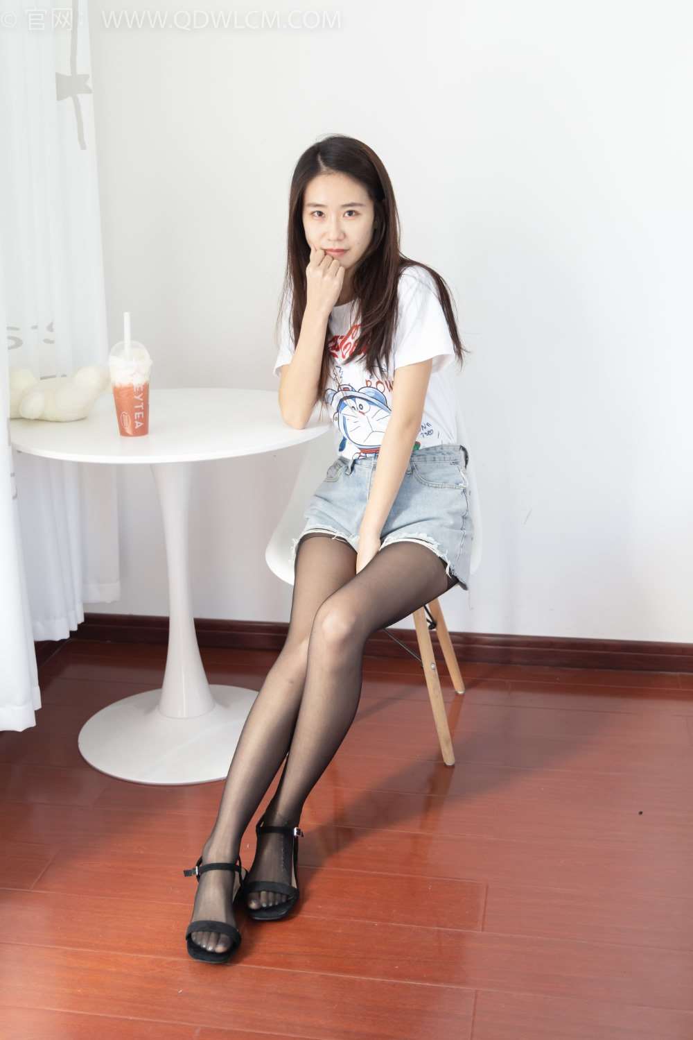 物恋传媒 NO.1769 菜菜-一束光为你而亮 [160P/1V/3.83G]