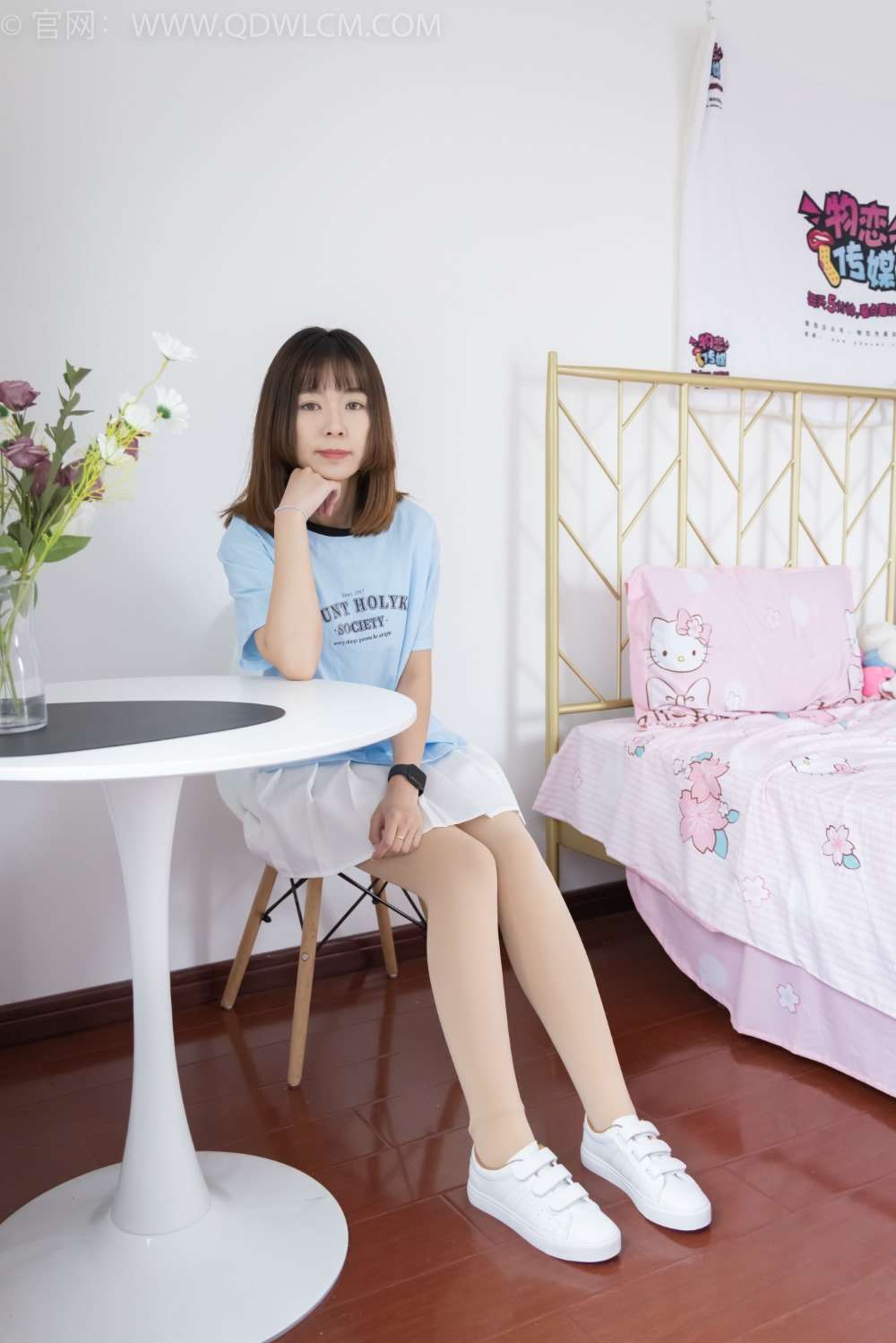 物恋传媒 NO.1768 婷婷-漫长黑夜 [135P/1V/4.30G]