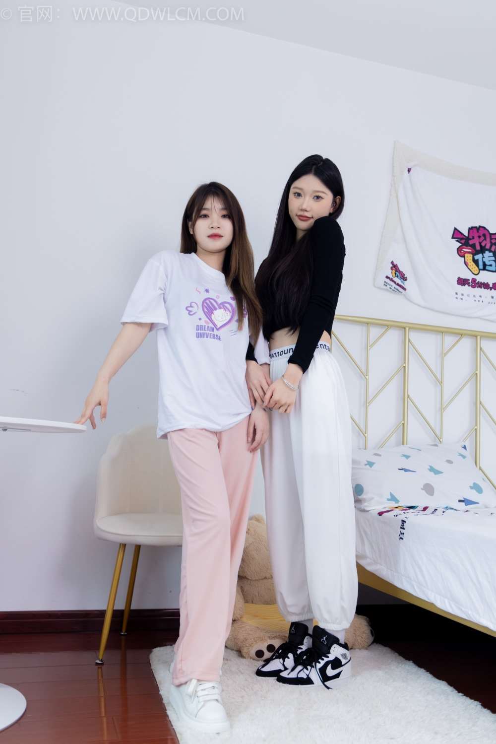 物恋传媒 NO.1789 小竹&闪闪-爱的回归线 [150P/1V/4.81G]
