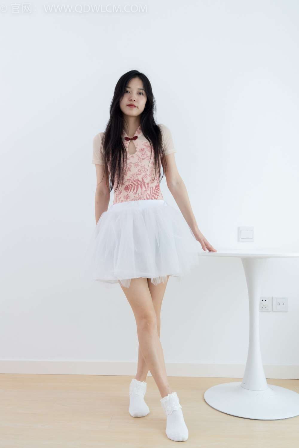 物恋传媒 NO.1788 茯苓-烦恼被遗忘 [200P/1V/4.56G]