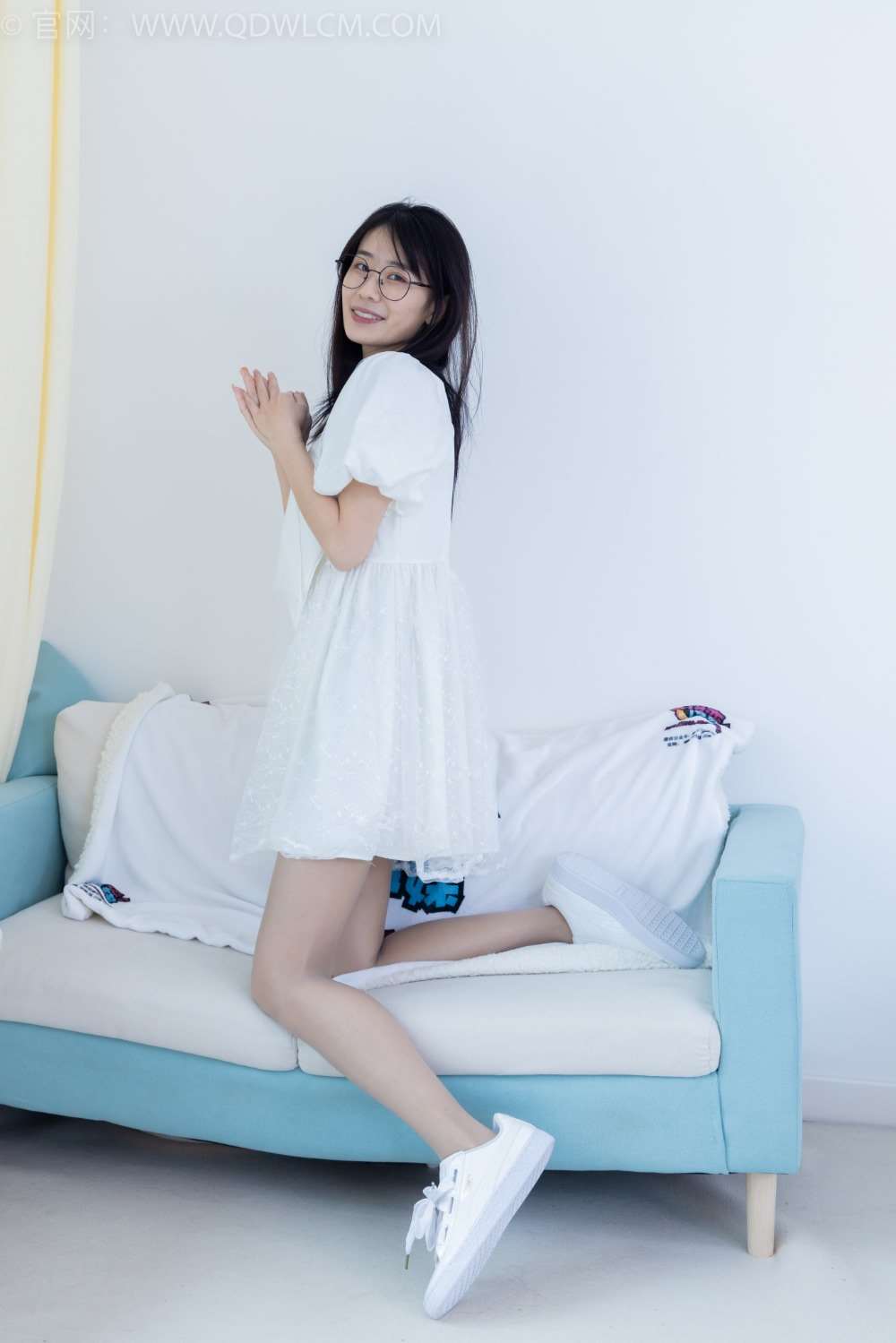 物恋传媒 NO.1862 菜菜-神秘的雾 [150P/1V/3.95G]