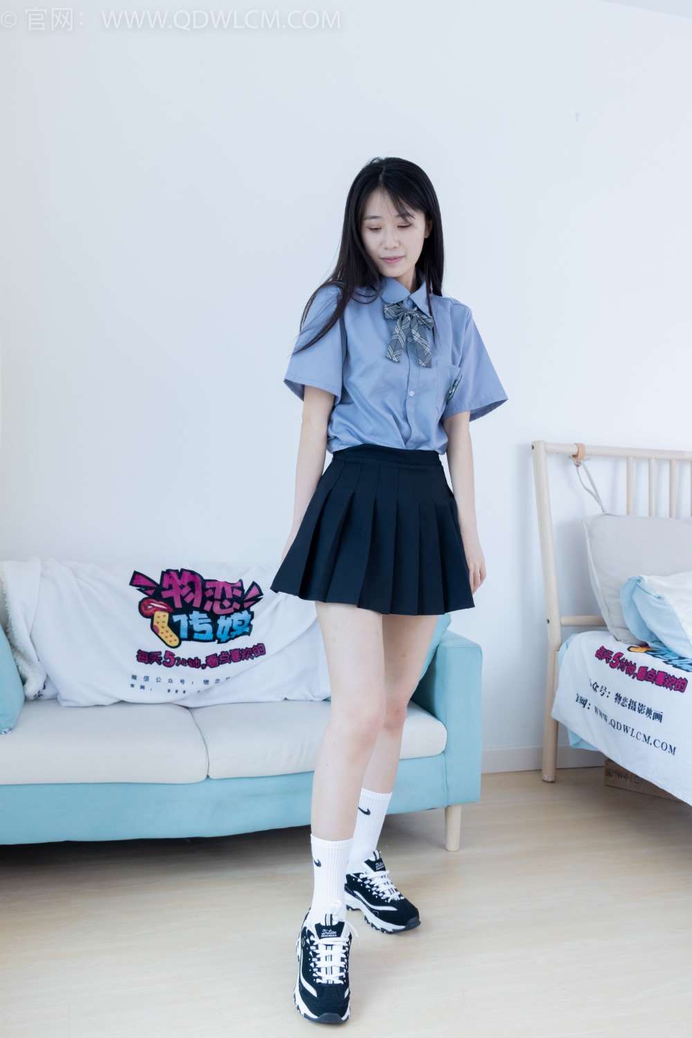 物恋传媒 NO.2045 菜菜-夜晚小巷 [150P/1V/5.05G]