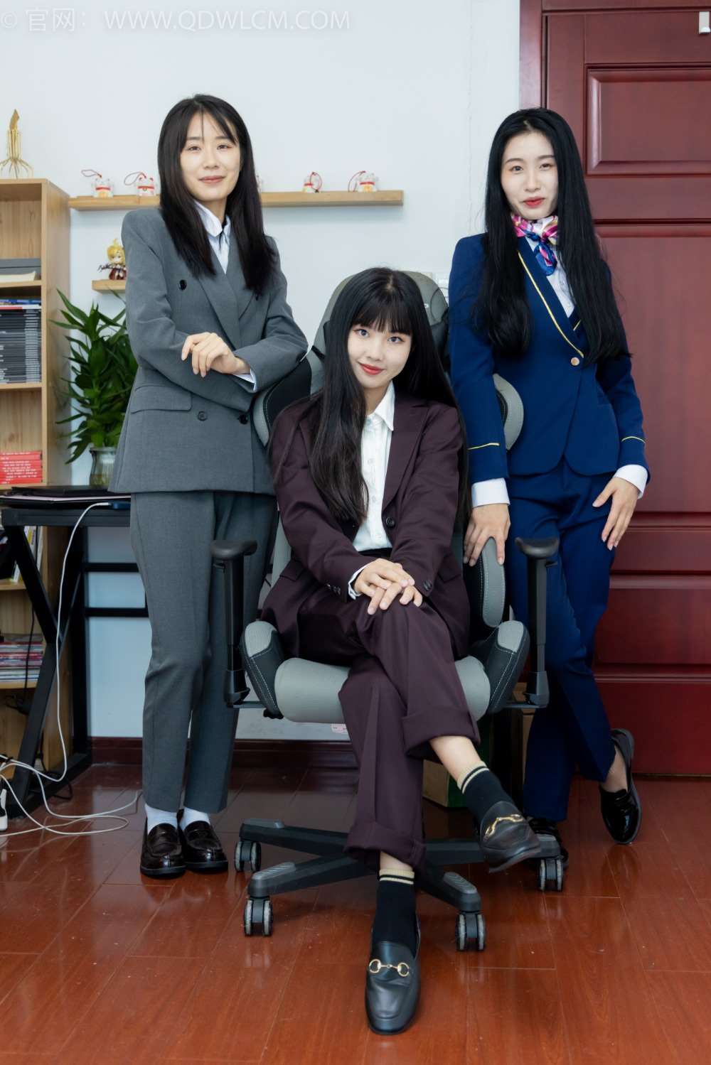 物恋传媒 NO.2074 菜菜&米米&绒绒-我们的秘密 [178P/1V/6.57G]