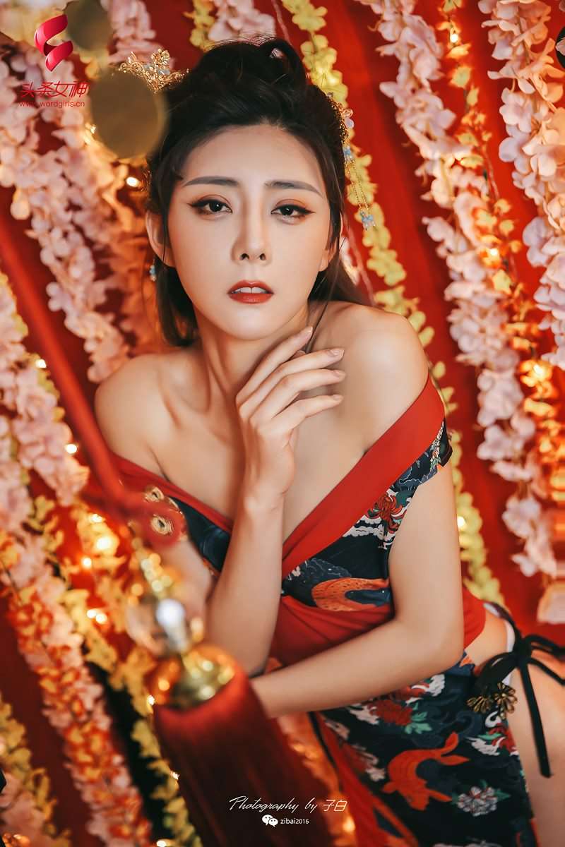 [TouTiao头条女神] No.718 莫晓希 美腿妖姬 [31P/87MB]