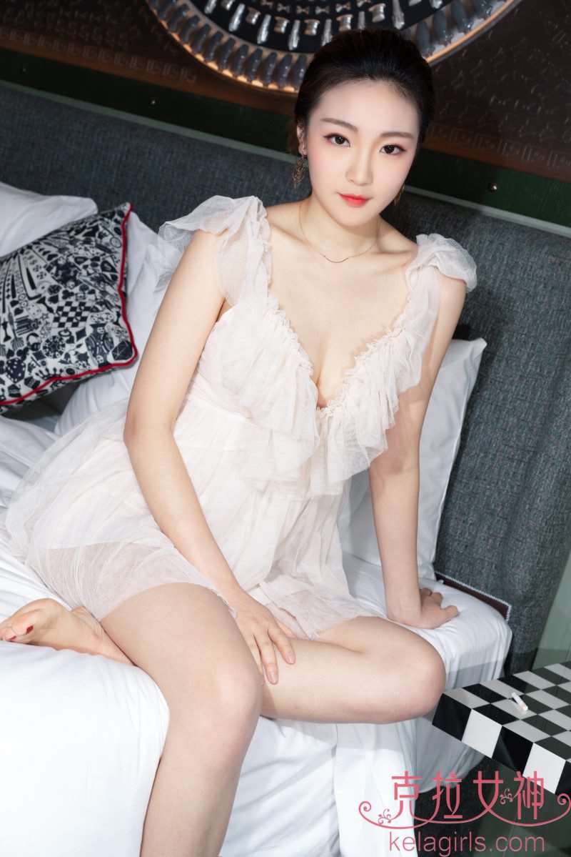 [KeLaGirls克拉女神] 2019.03.07《足尖一点红》舒彤 [23P/339MB]