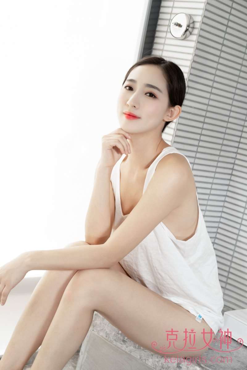 [KeLaGirls克拉女神] 2019.07.29《宽松白背心》姜璐 [24P/302MB]