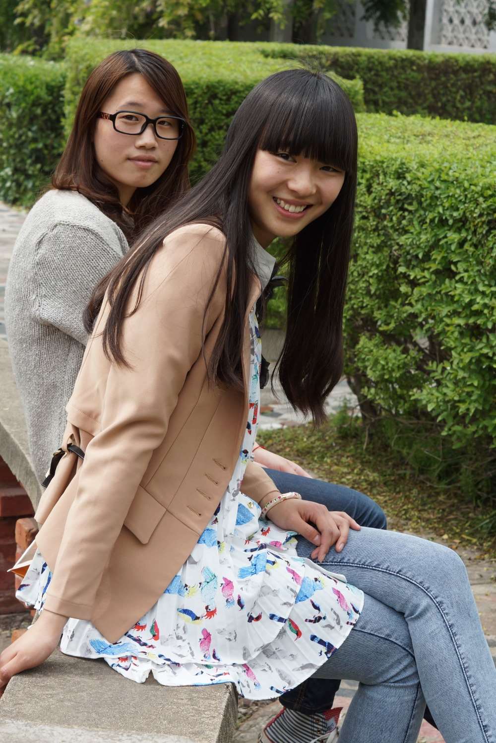 自由摄影 No.335 双人经典丝足对决 [59P/209MB]