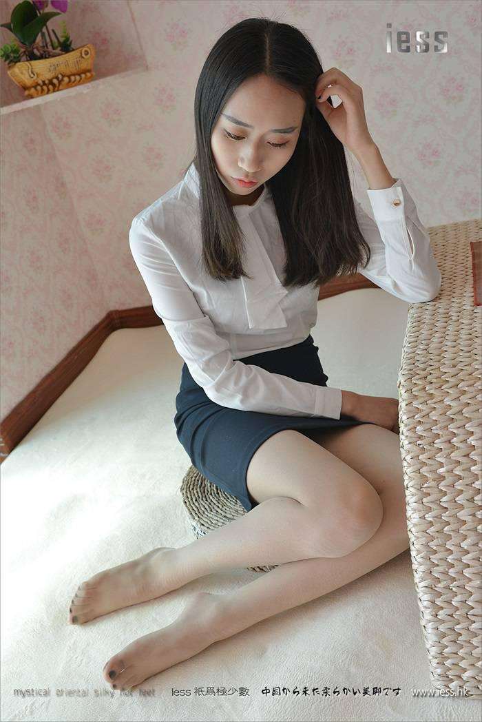 [IESS异思趣向] 2017.05.14 丝享家004：《肉色长（蚕）丝》小C [99P/94.6MB]