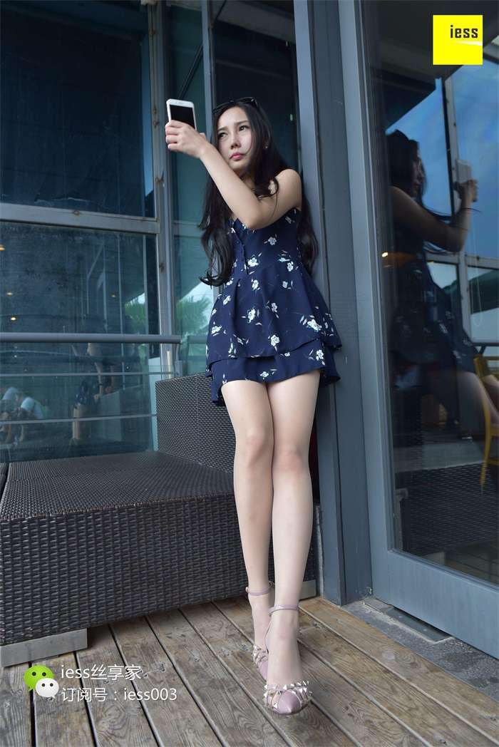 [IESS异思趣向] 2017.08.08 丝享家038：《在星巴克晒太阳的姑娘Ⅱ》欣欣 [99P/73.2MB]