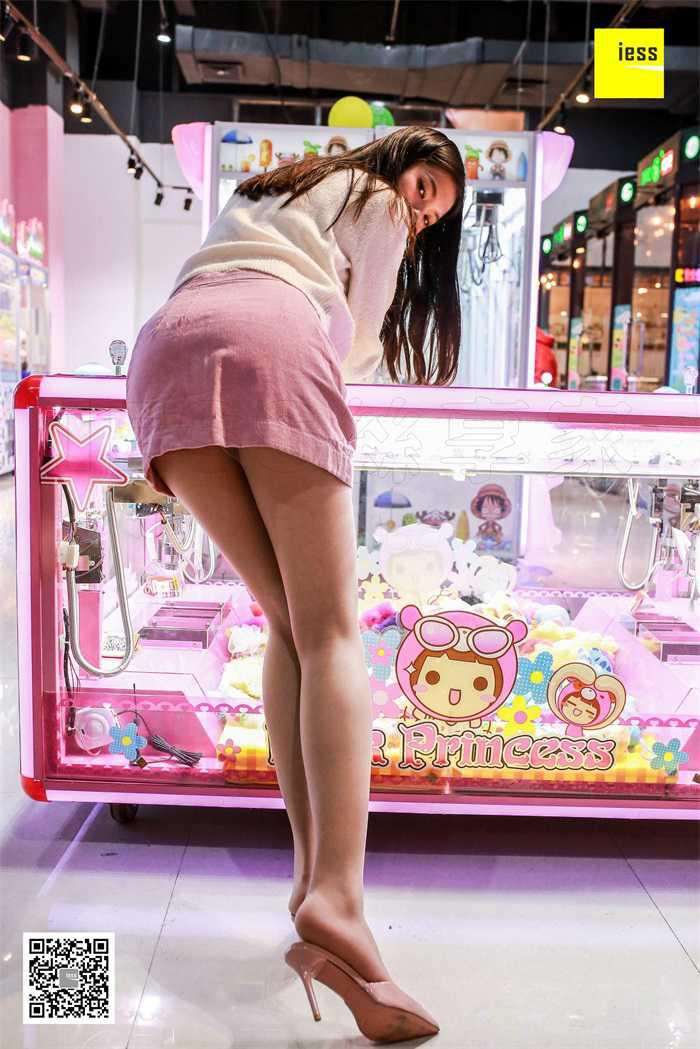 [IESS异思趣向] 2018.07.11 丝享家272：《玩娃娃机的少女》七七 [89P/29.6MB]