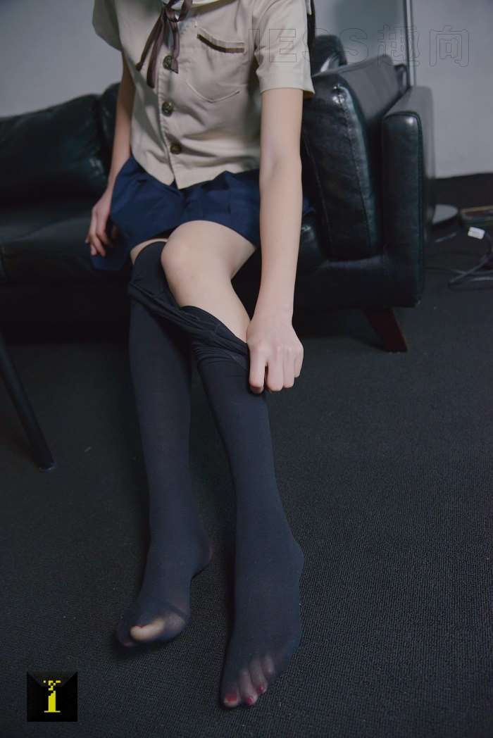 [IESS异思趣向] 普惠集 156-若琪的裸腿 [84P/166MB]