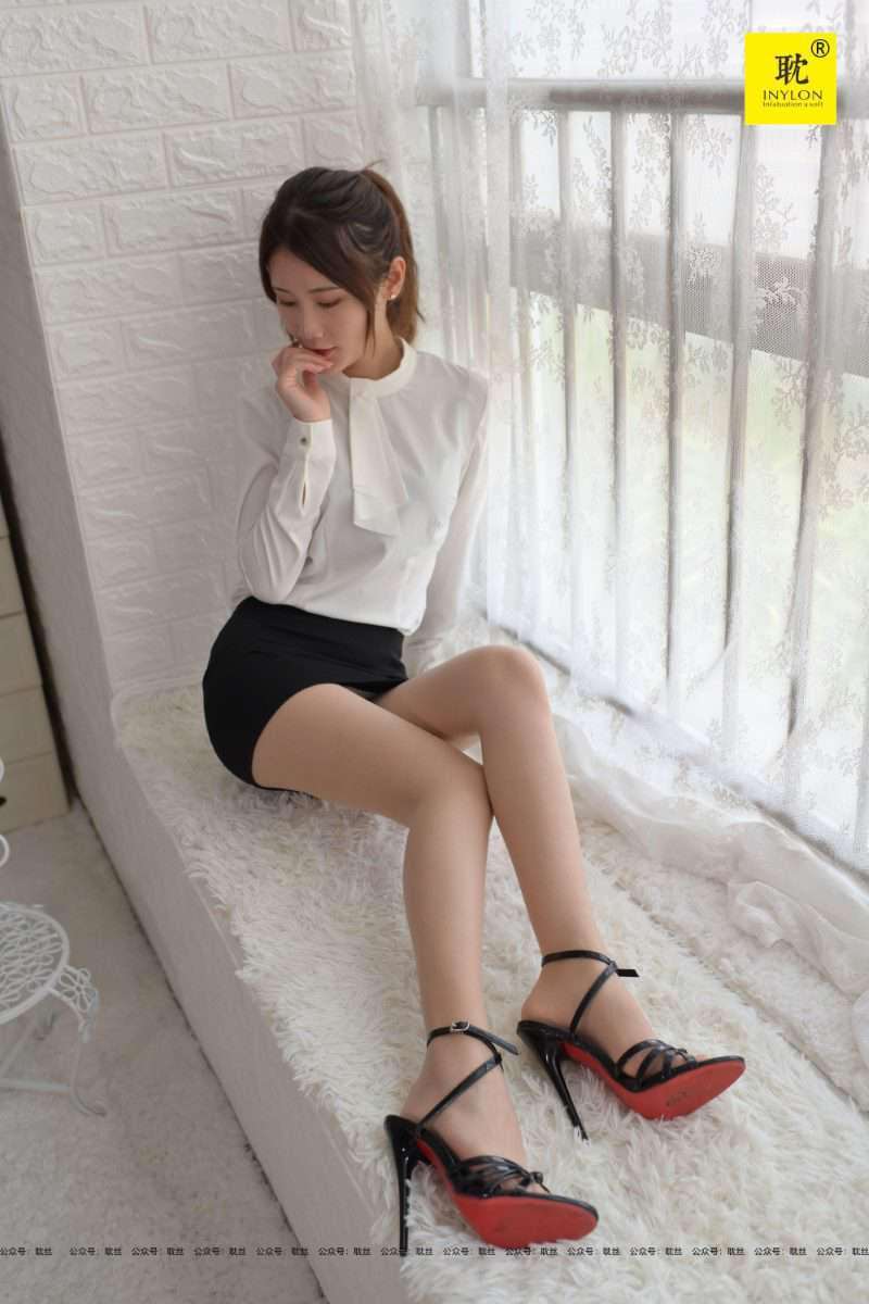 [IESS异思趣向]《普惠集》PH-S004 窗台 紫薇 [50P/104MB]