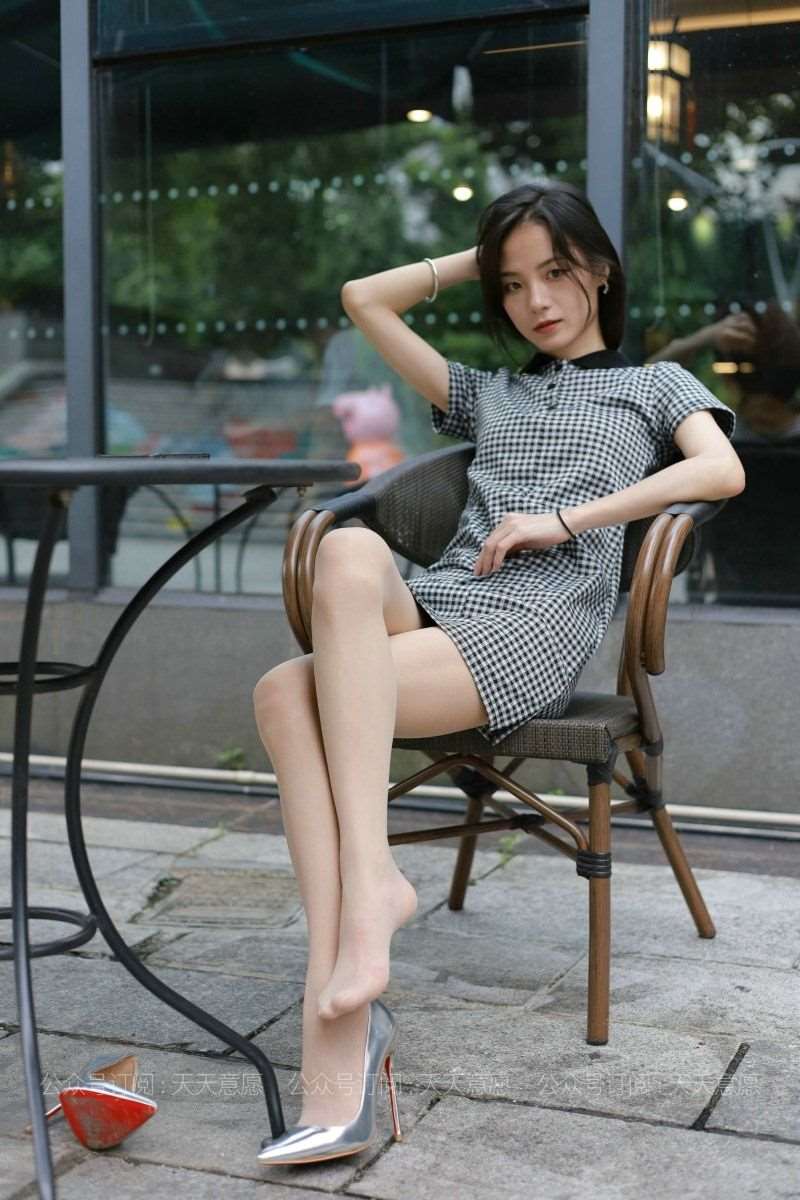 [IESS异思趣向] 2021.07.22 丝享家 867：小六《格子连衣裙》[91P/166MB]