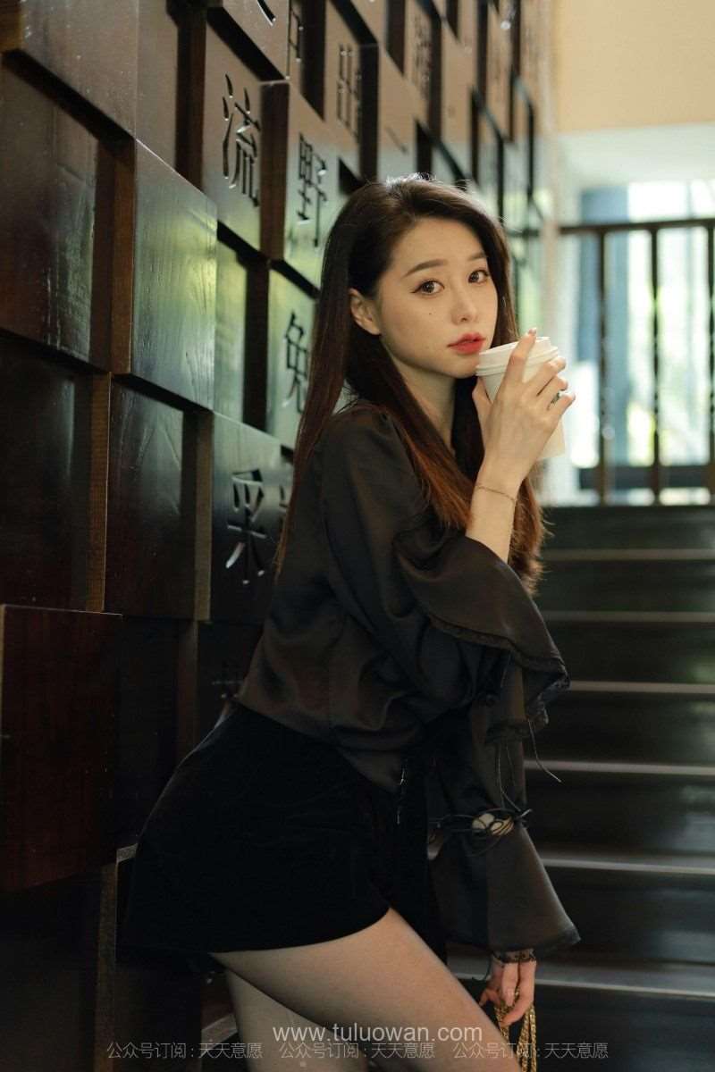 [IESS异思趣向] 2021.10.04 丝享家 937：佳爷特辑《女神降临》[71P/101MB]