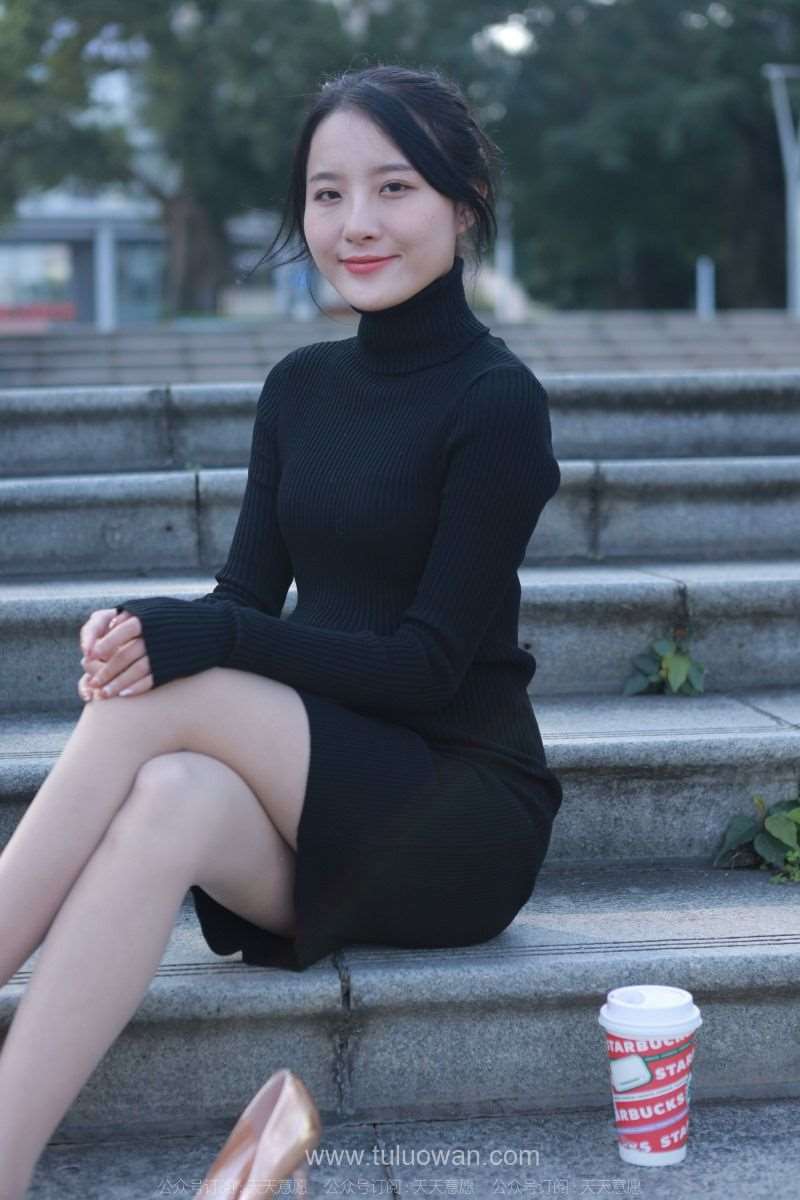 [IESS异思趣向] 2022.3.21 丝享家 1035：婉萍《黑色包臀裙》[90P/111MB]