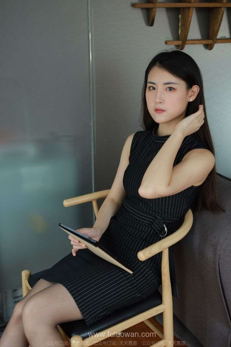 [IESS异思趣向] 2022.4.15 丝享家 1060：小宝《新人报道》[76P/82MB]