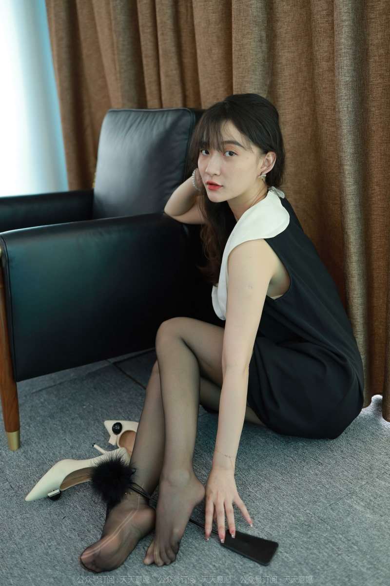 [IESS异思趣向] 2022.7.18 丝享家 1151：秋秋《甜辣教主》[89P/127MB]