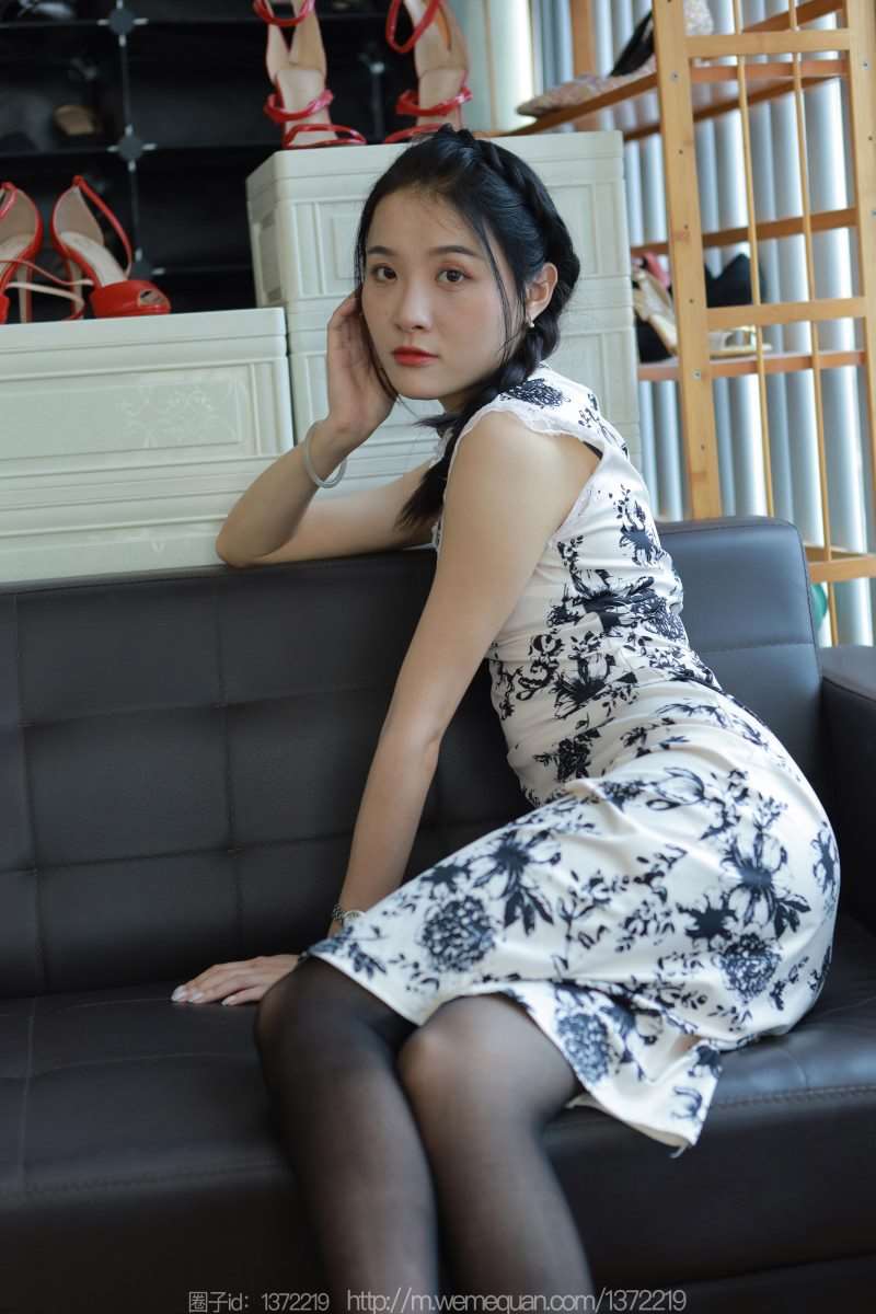 [IESS异思趣向] 2023.6.27 丝享家 1465 婉萍《温婉细腻》[79P/82MB]