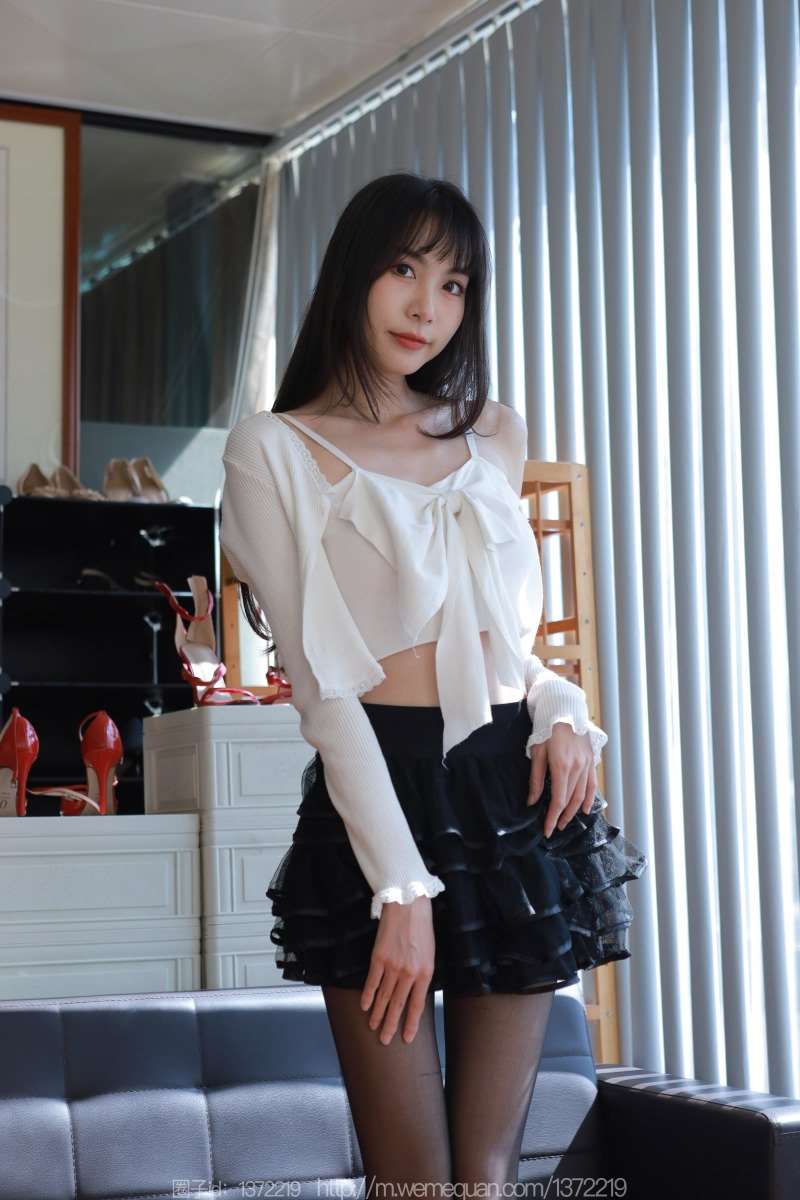 [IESS异思趣向] 2023.09.10 丝享家 1529 团团《美妙后竖线》[81P/92MB]