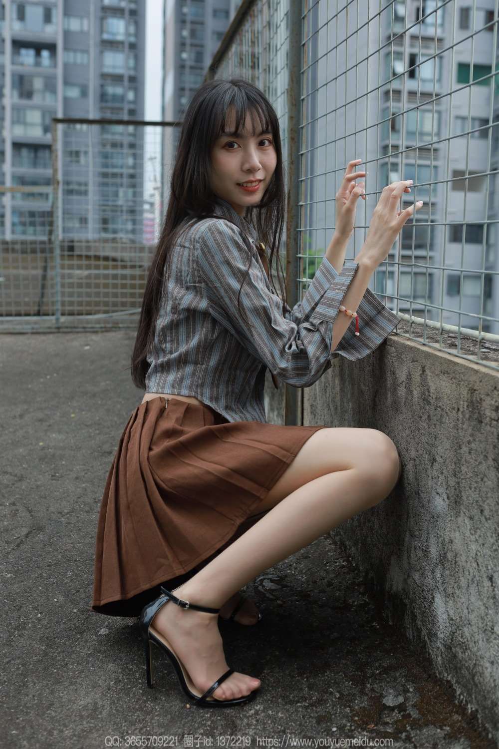[IESS异思趣向] 2023.10.20 丝享家 1564 团团《美丽后竖线》[82P/104MB]