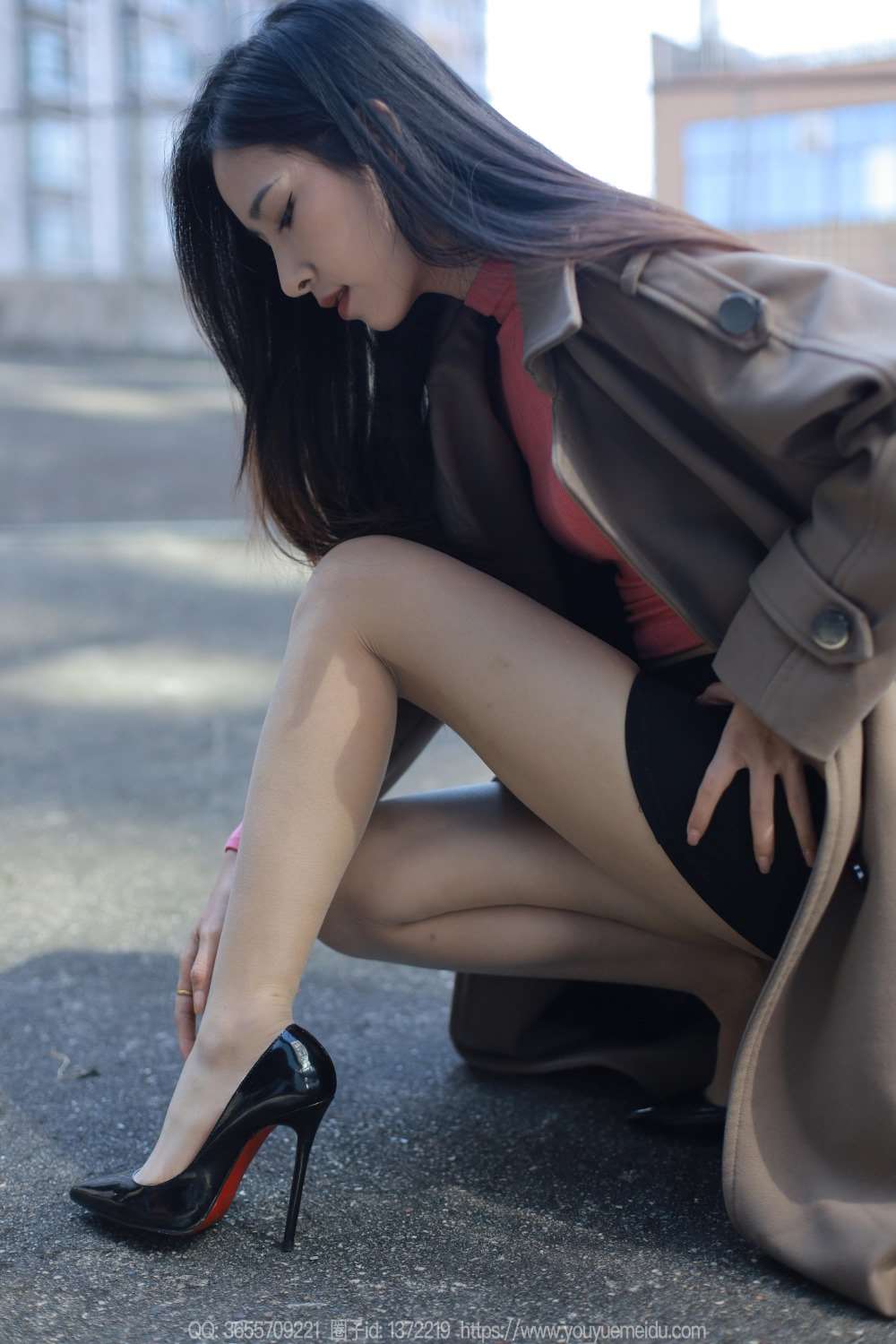 [IESS异思趣向] 2023.11.19 丝享家 1589 美子《风衣的季节》[89P/105MB]