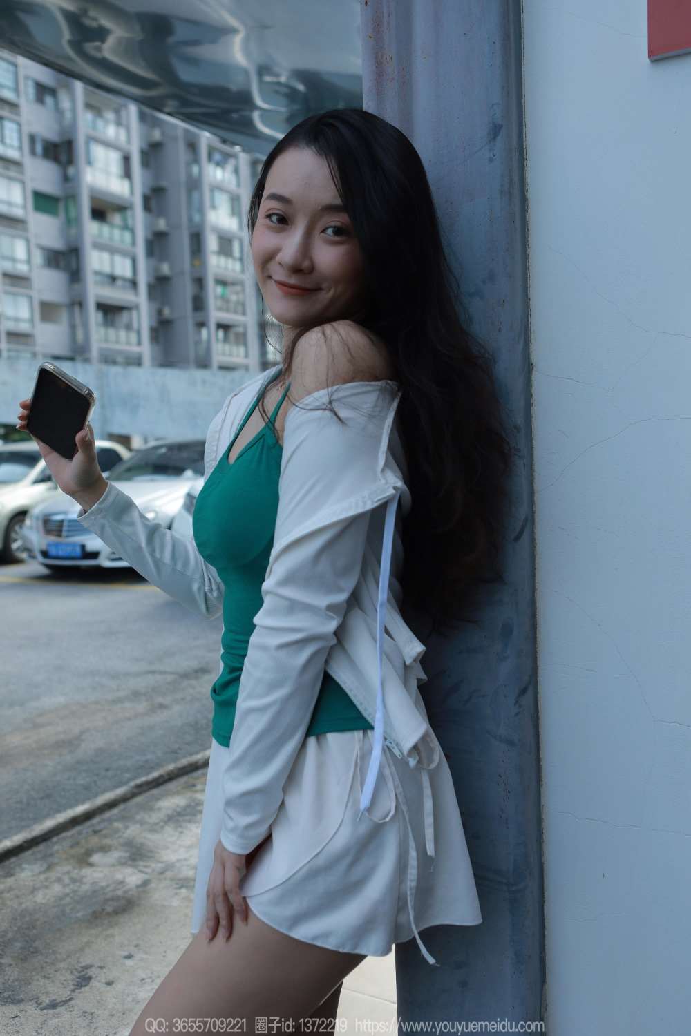 [IESS异思趣向] 2023.11.15 丝享家 1586 秋秋《绿色挂脖》[88P/90MB]