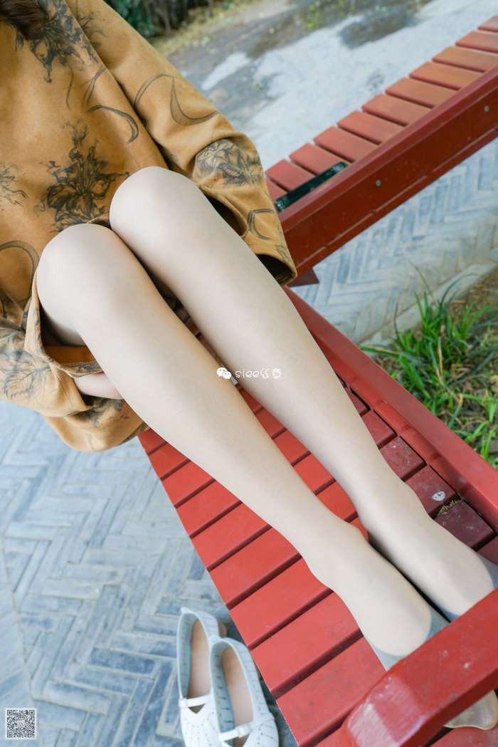 [SIEE丝意] No.288 叶子 丝里短袜 专为你 [42P/154MB]