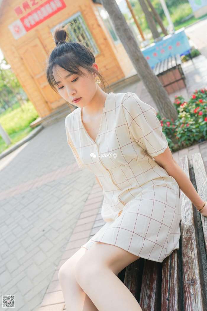 [SIEE丝意] No.332 冰冰 窗外的暖阳 [76P/185MB]