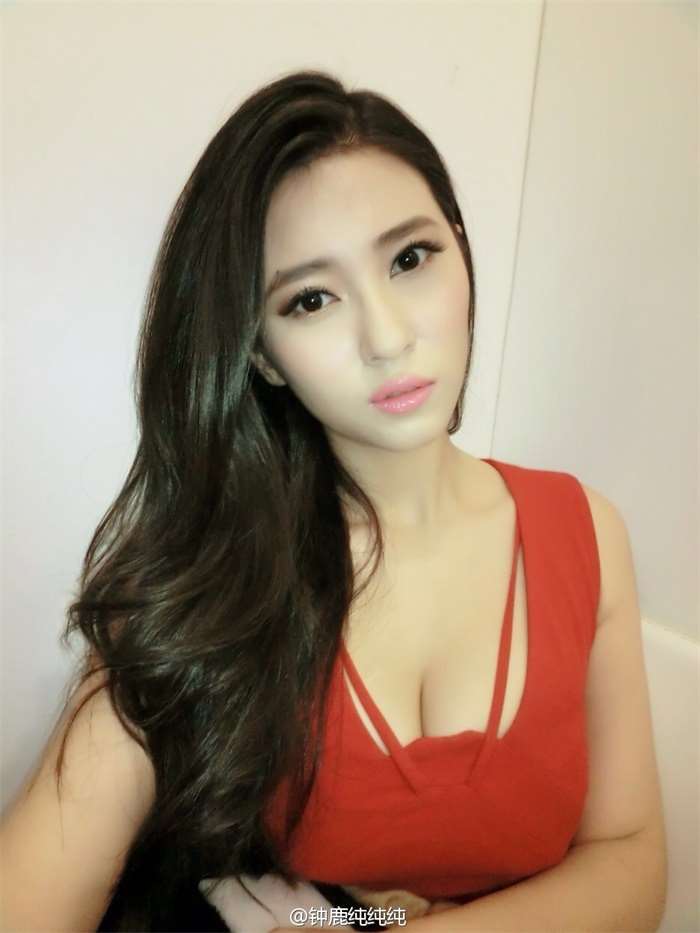 1 (44)