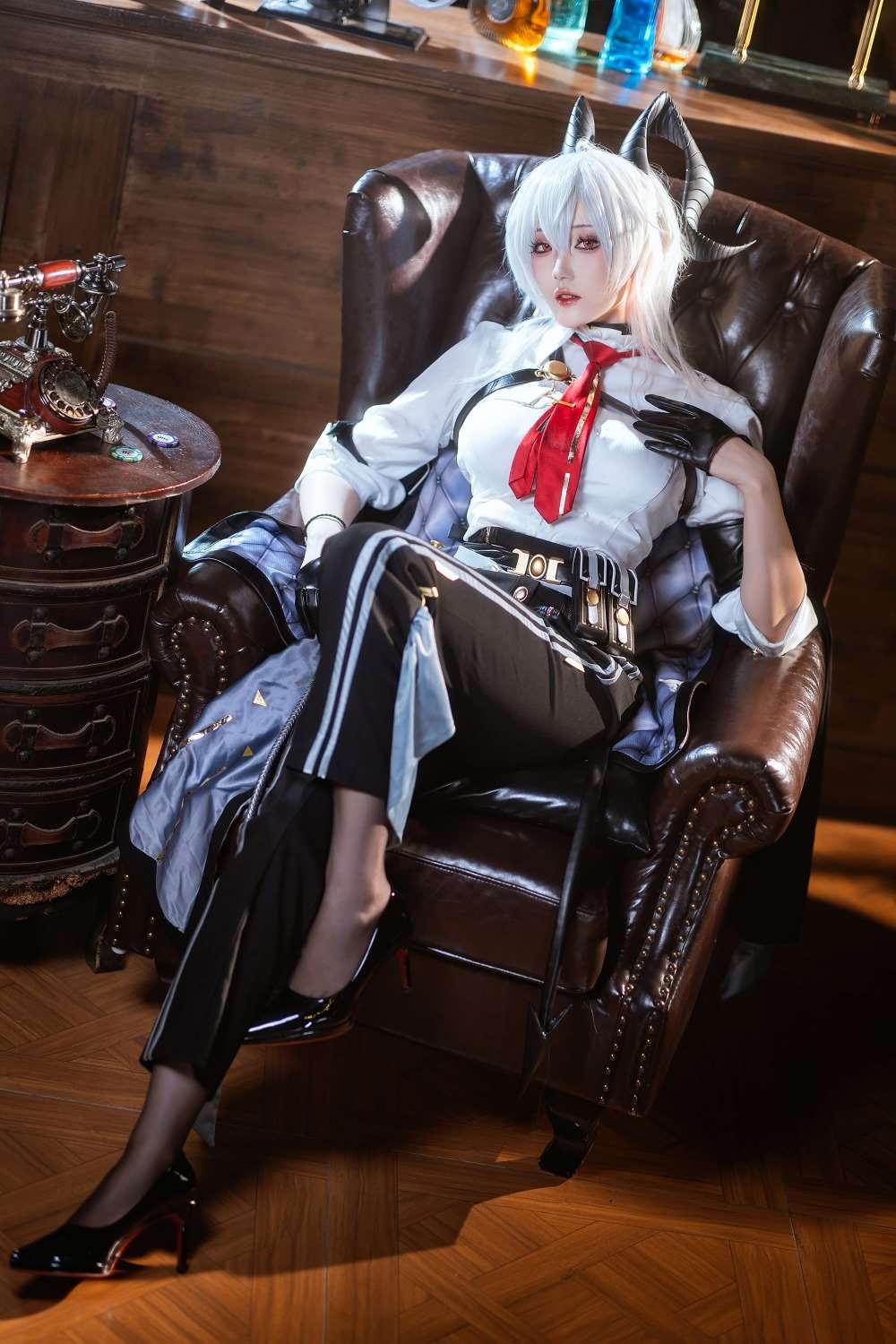 动漫Coser@瓜希酱 鸣潮 赞妮 [20P/52MB]