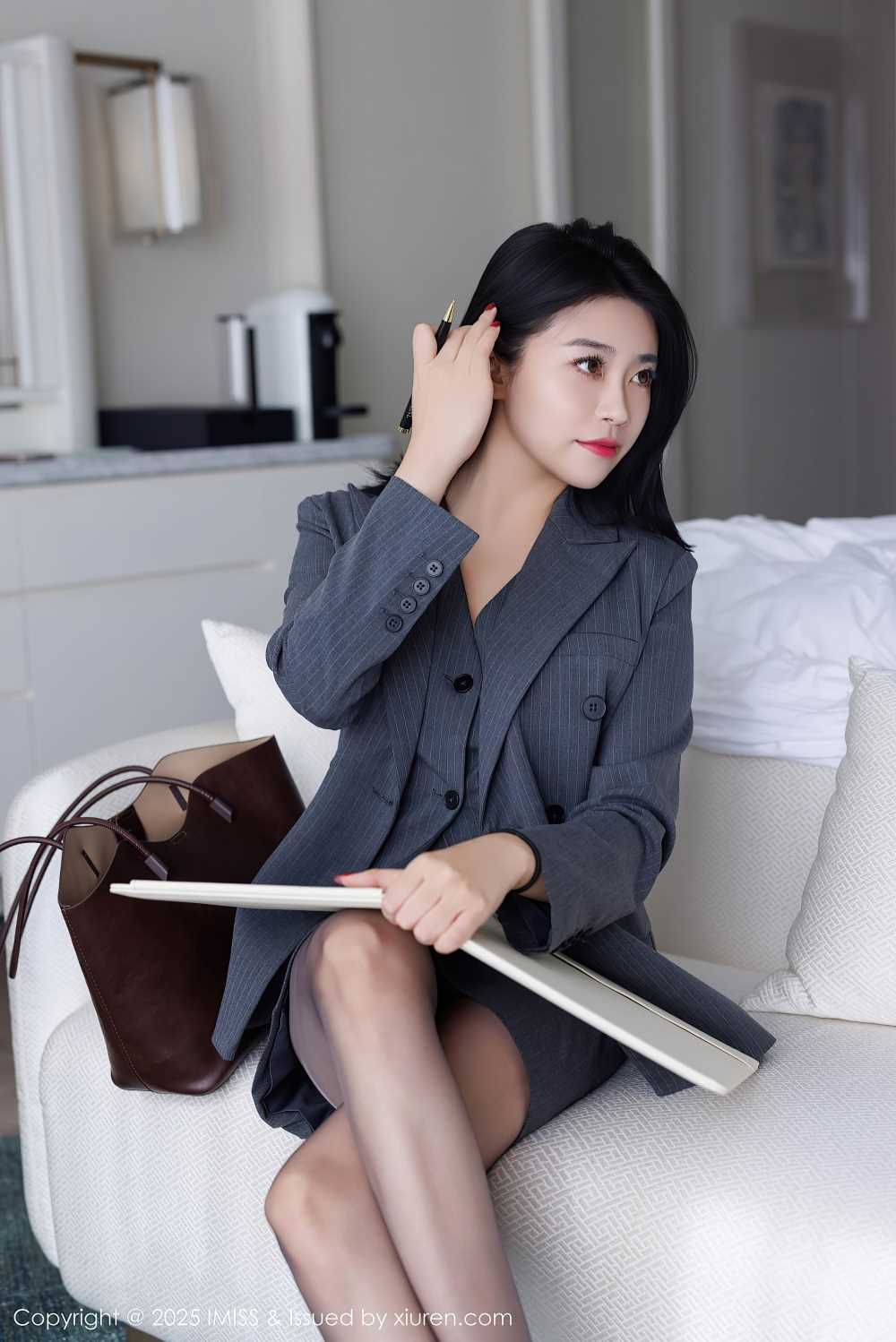 [IMISS爱蜜社] 2025.03.19 VOL.787 许诺Sabrina [107P/952MB]
