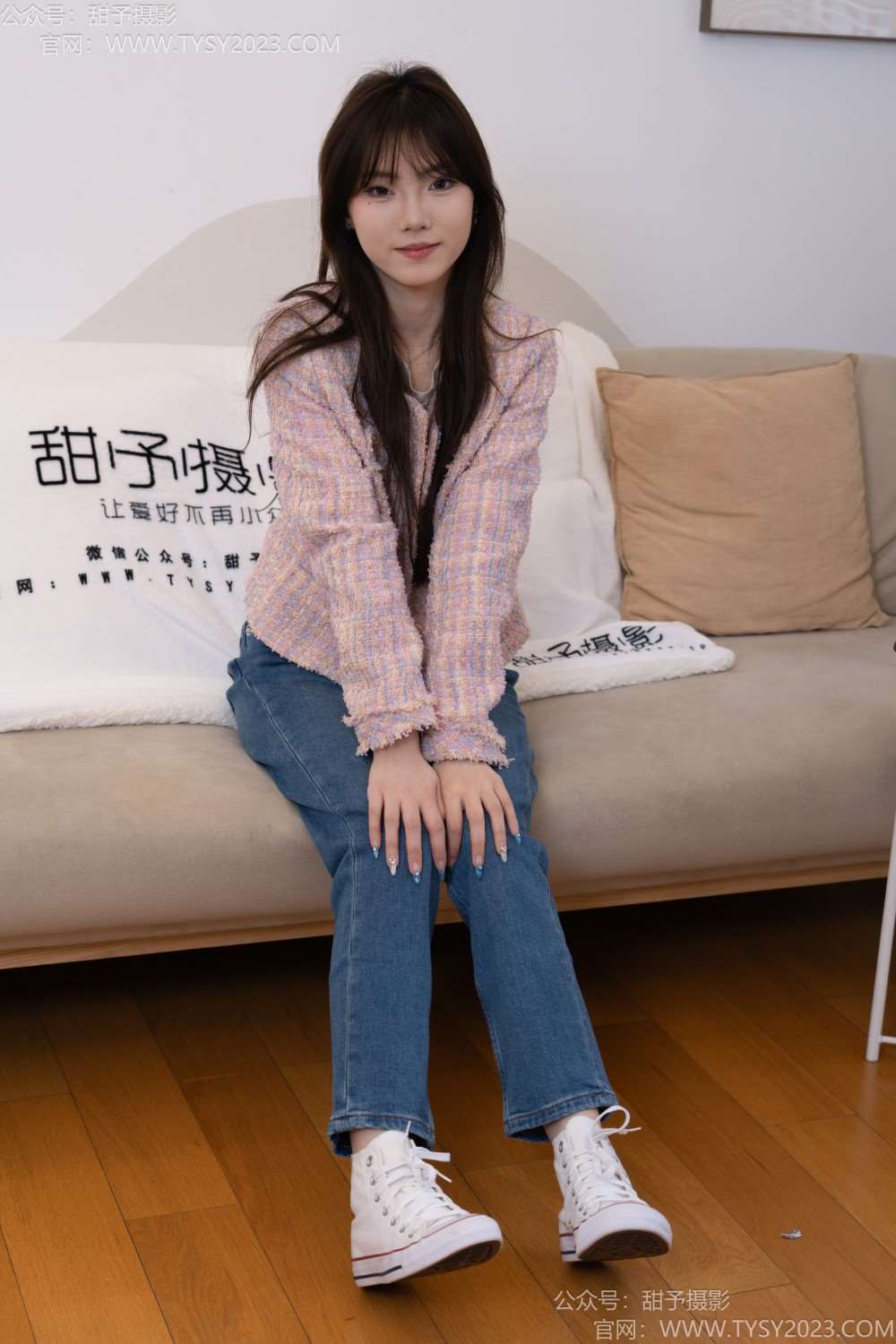 [甜予摄影] NO.189 璇璇-帆布鞋、裸足、抖腿剧情（完整版）[117P/2V/9.74G]