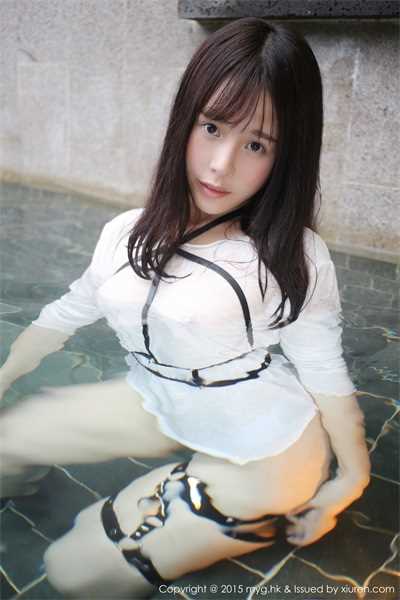 032